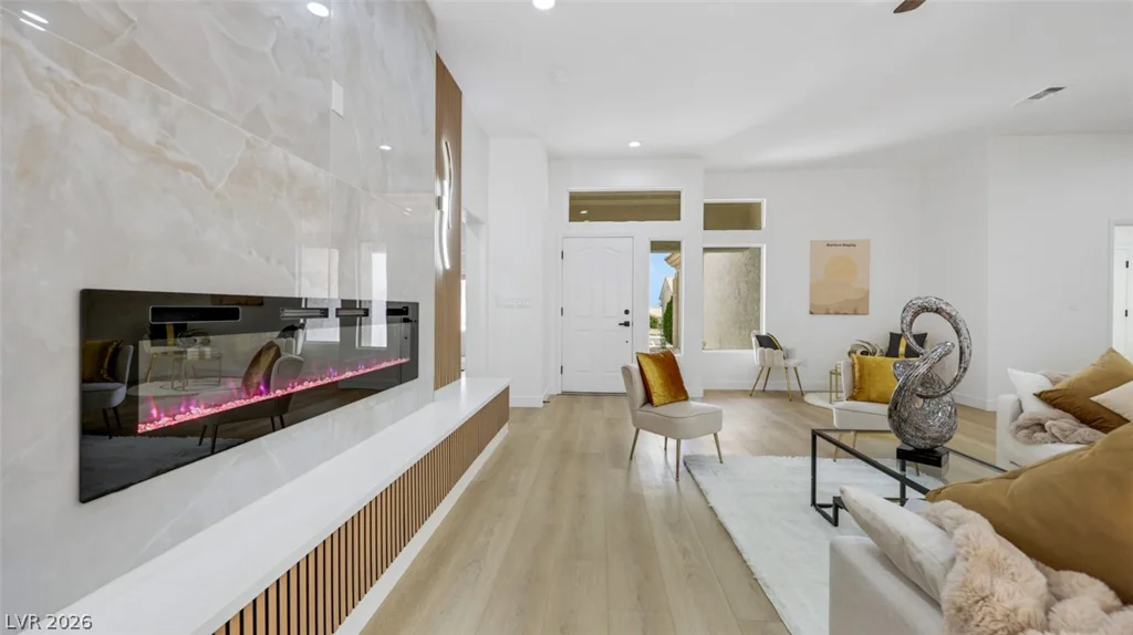 3013 Abercorn, Las Vegas, NV 89134