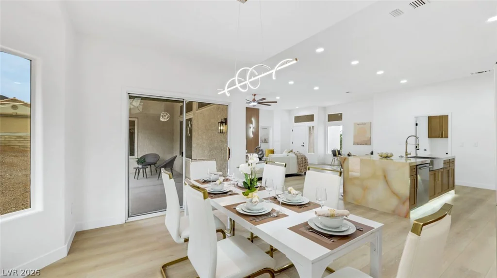 3013 Abercorn, Las Vegas, NV 89134