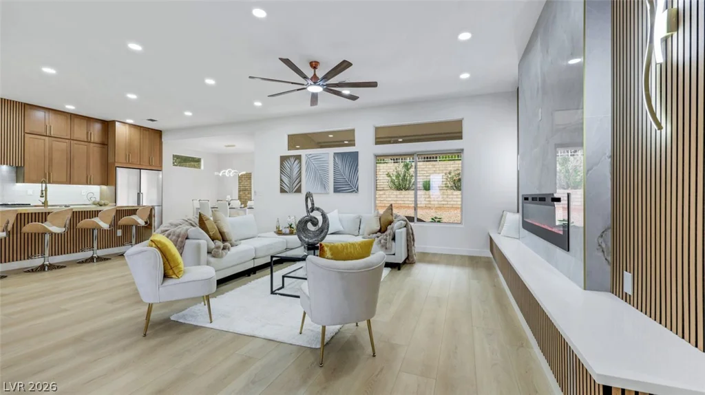 3013 Abercorn, Las Vegas, NV 89134