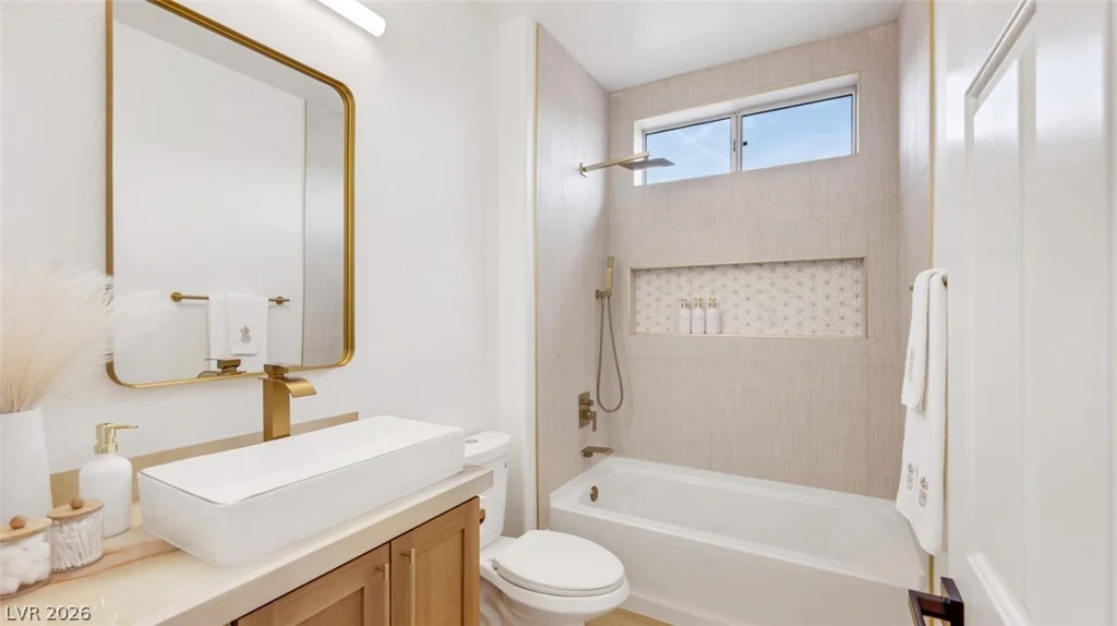 3013 Abercorn, Las Vegas, NV 89134