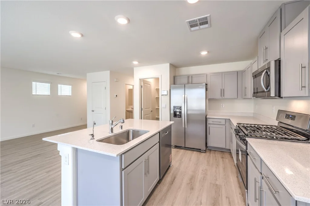 1099 Saffron Toucan, Henderson, NV 89011