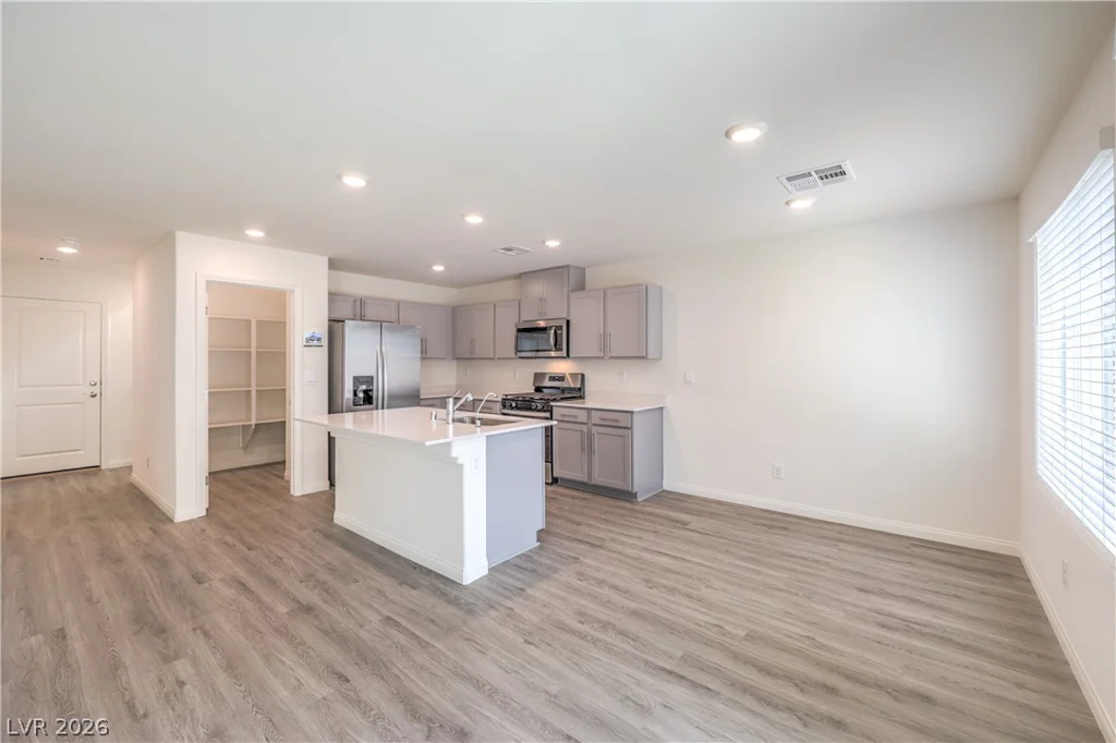 1099 Saffron Toucan, Henderson, NV 89011