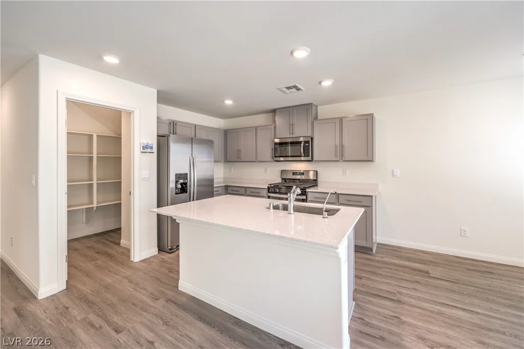 1099 Saffron Toucan, Henderson, NV 89011