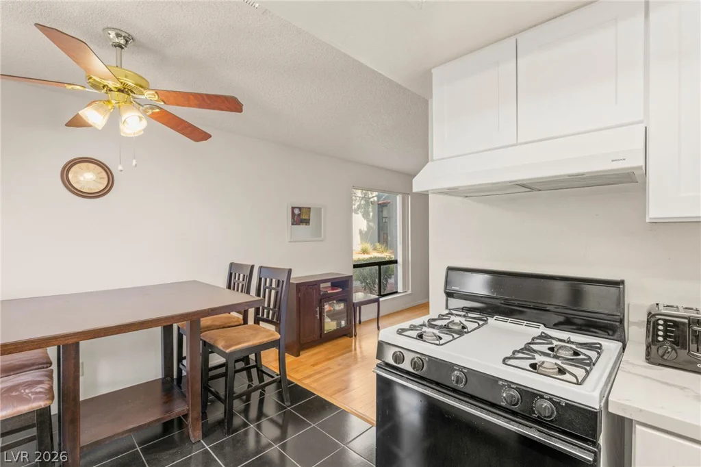 5171 Caliente, Las Vegas, NV 89119