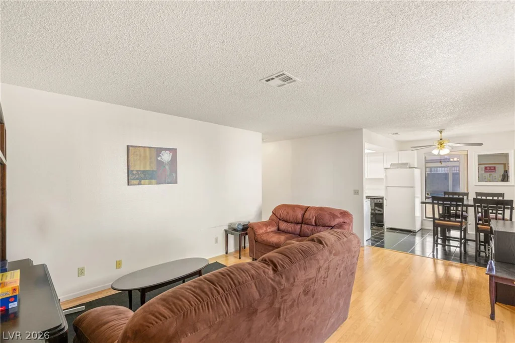 5171 Caliente, Las Vegas, NV 89119