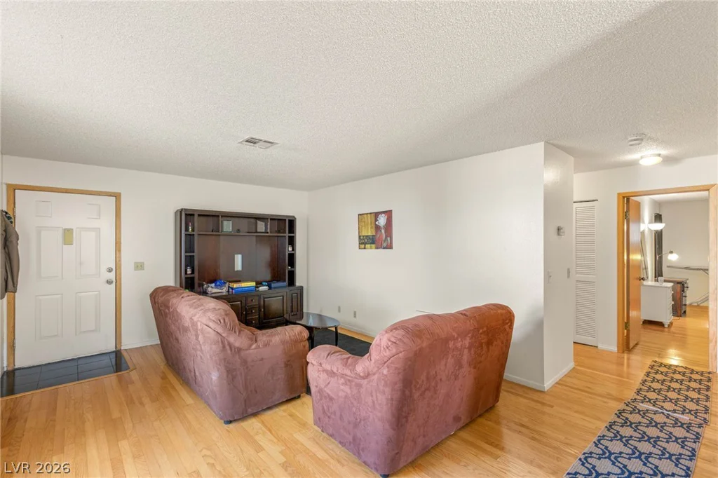5171 Caliente, Las Vegas, NV 89119
