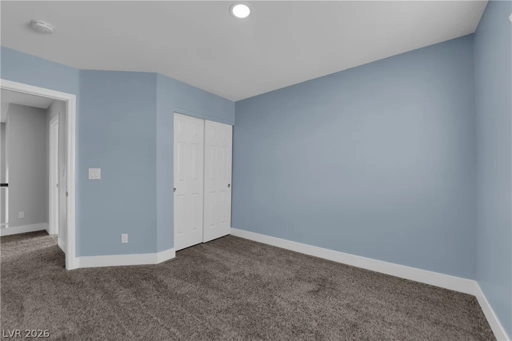 7829 Falling Pines, Las Vegas, NV 89143