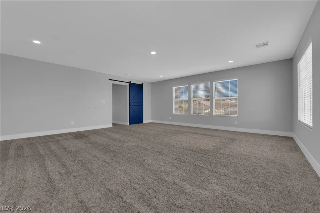 7829 Falling Pines, Las Vegas, NV 89143
