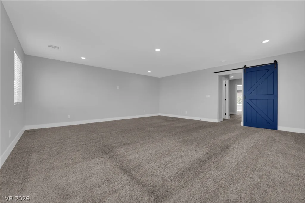7829 Falling Pines, Las Vegas, NV 89143