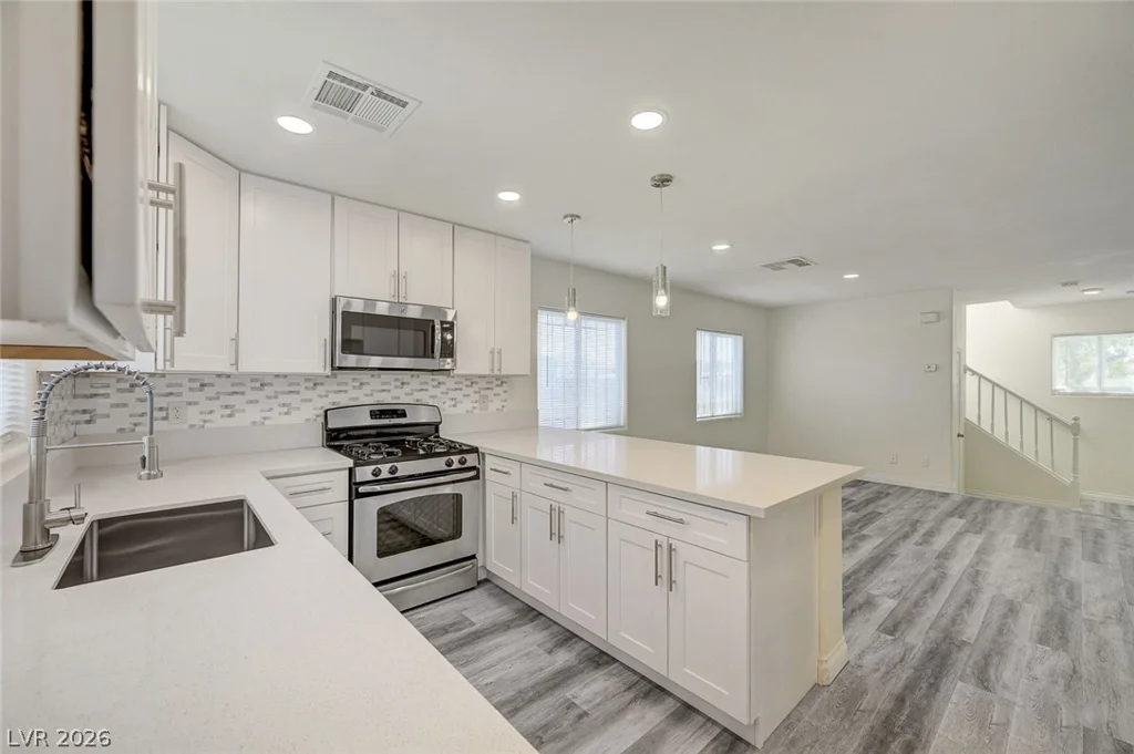 4004 Emerald Wood, Las Vegas, NV 89115