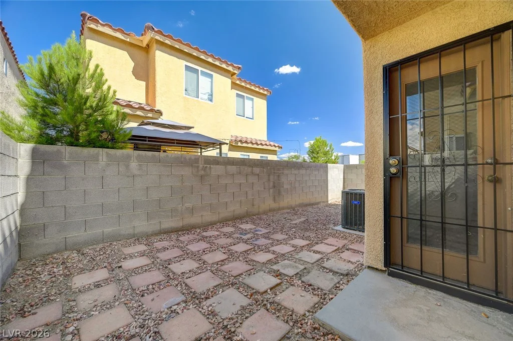 4004 Emerald Wood, Las Vegas, NV 89115