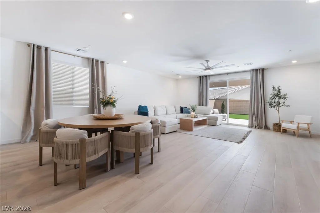 2280 Lazlo Point, Henderson, NV 89044