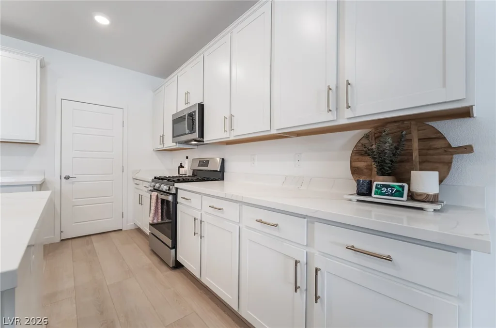 2280 Lazlo Point, Henderson, NV 89044