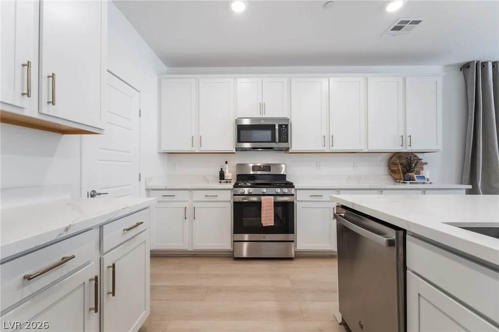 2280 Lazlo Point, Henderson, NV 89044