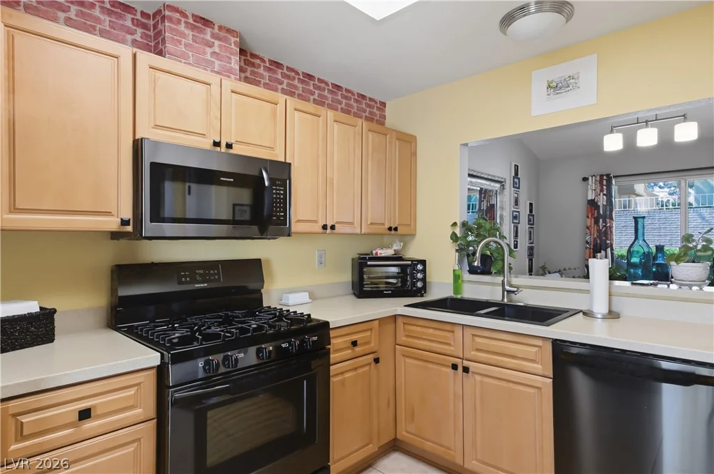 8929 Mountain Gate, Las Vegas, NV 89134