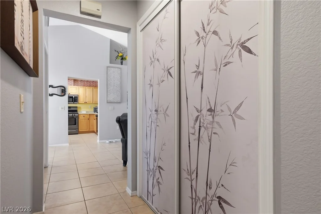 8929 Mountain Gate, Las Vegas, NV 89134