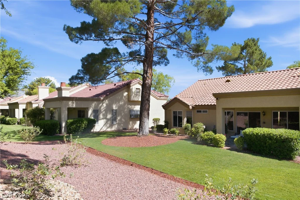 8929 Mountain Gate, Las Vegas, NV 89134