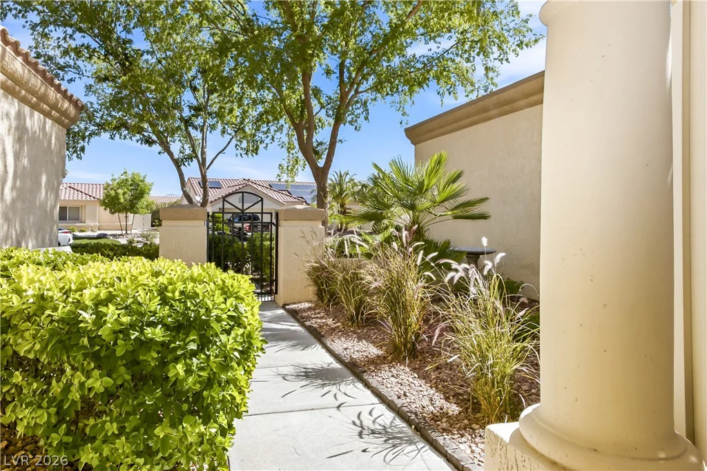 8929 Mountain Gate, Las Vegas, NV 89134