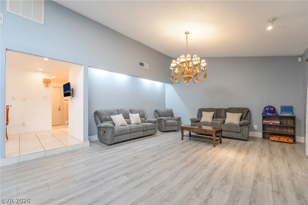 3829 Delaware, Las Vegas, NV 89169
