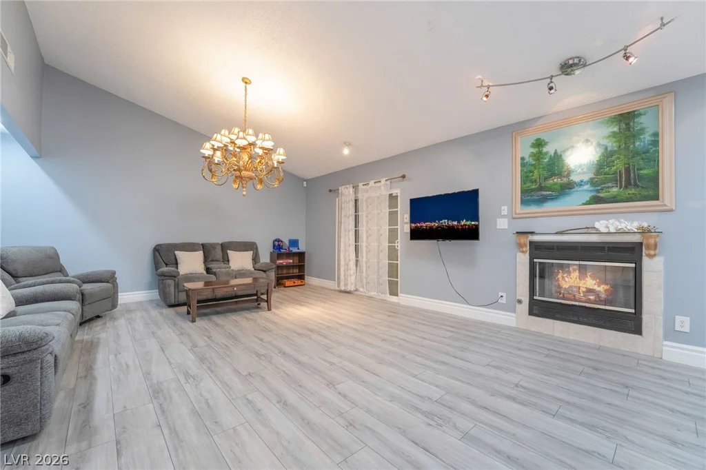 3829 Delaware, Las Vegas, NV 89169