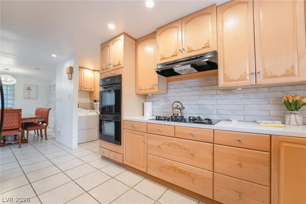 3829 Delaware, Las Vegas, NV 89169