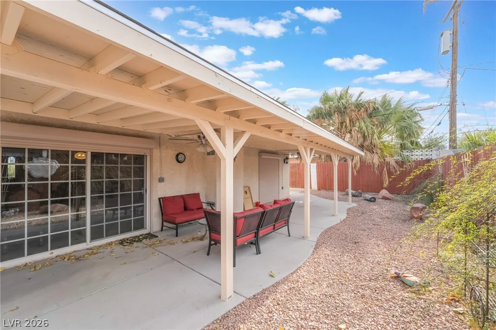3829 Delaware, Las Vegas, NV 89169