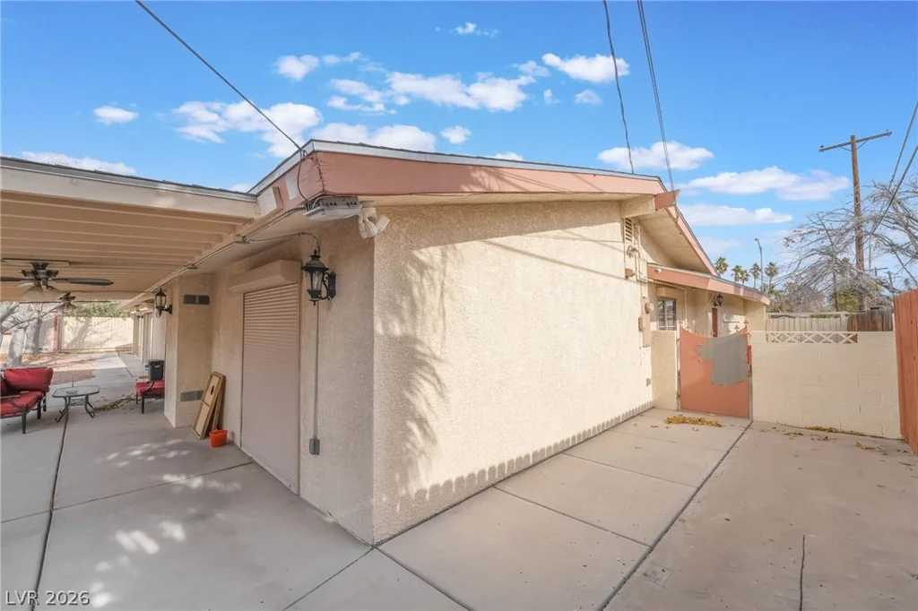 3829 Delaware, Las Vegas, NV 89169