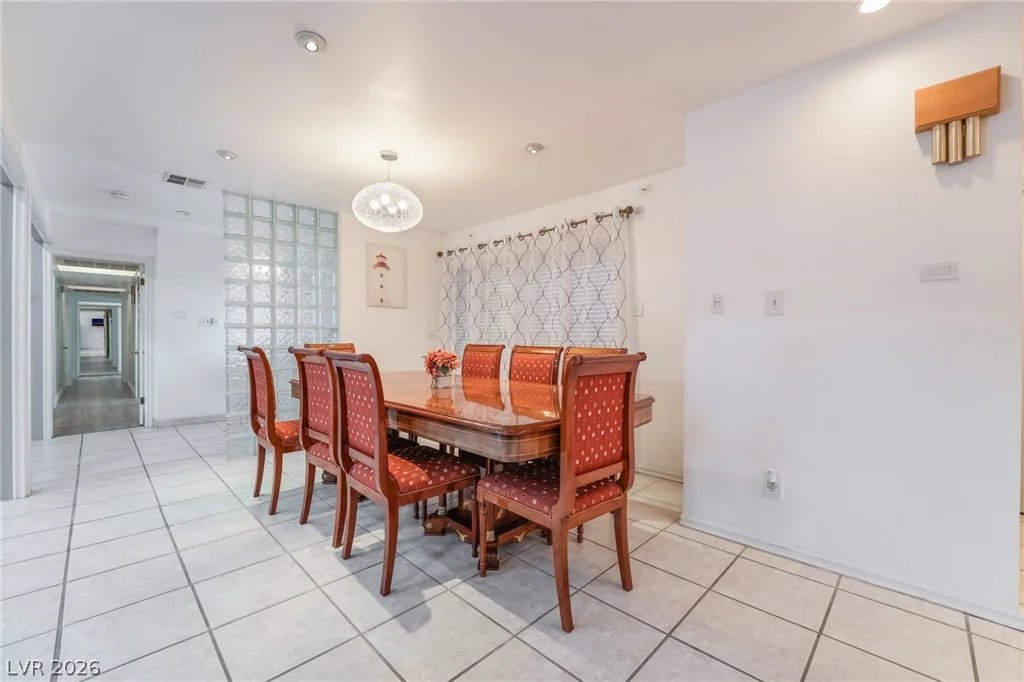 3829 Delaware, Las Vegas, NV 89169