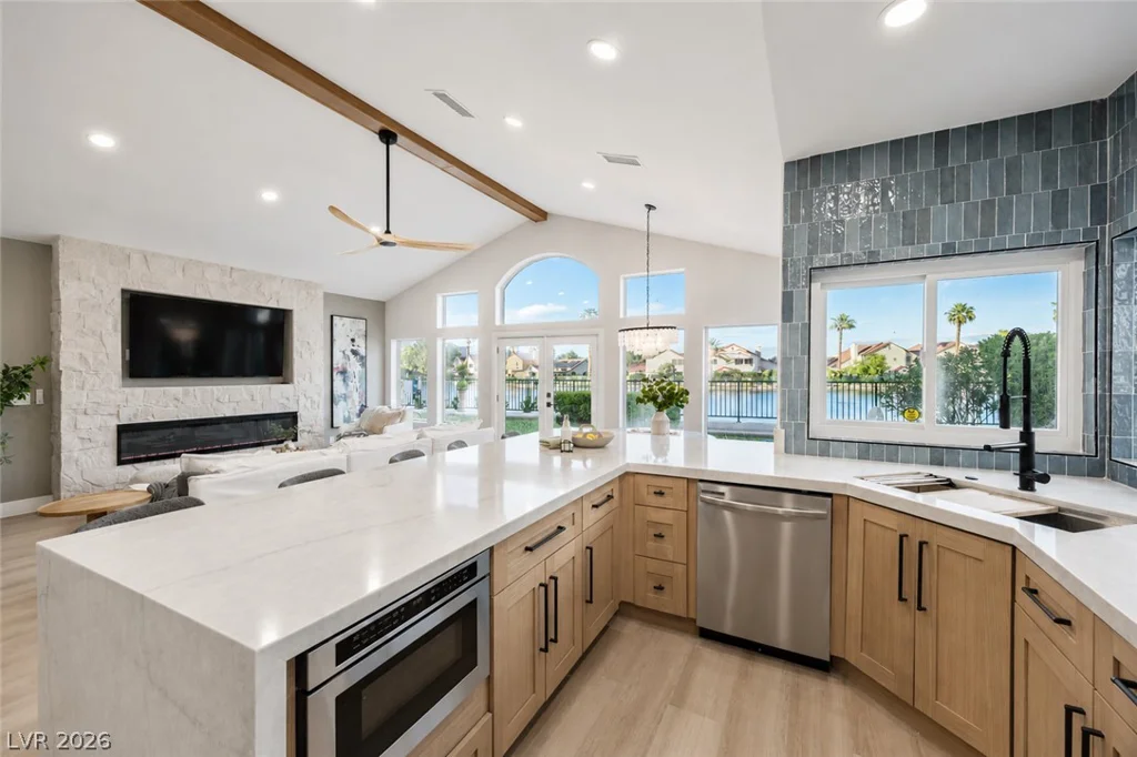 2972 Sun Lake, Las Vegas, NV 89128