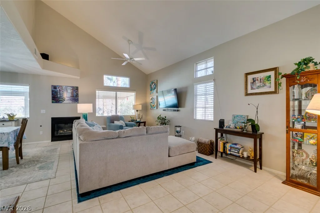 2072 Smoketree Village, Henderson, NV 89012
