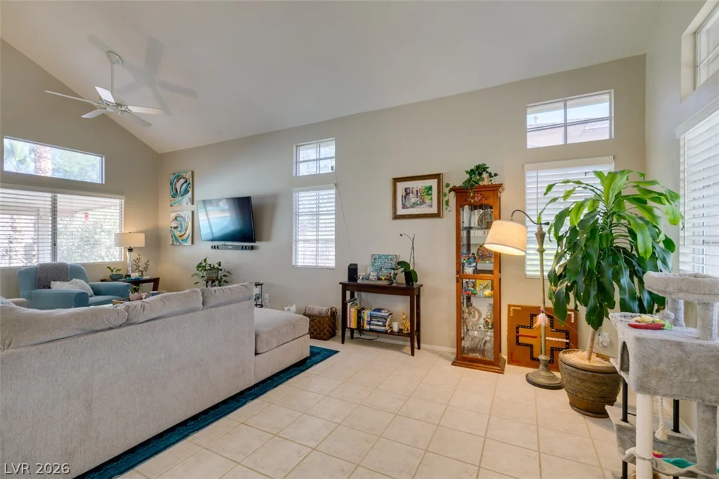 2072 Smoketree Village, Henderson, NV 89012