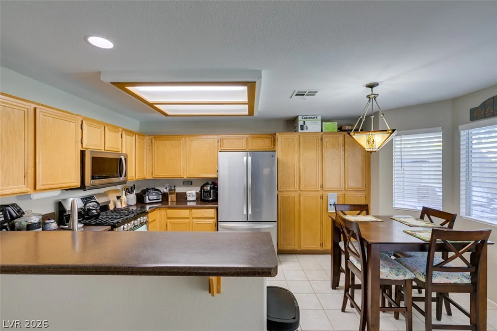 2072 Smoketree Village, Henderson, NV 89012