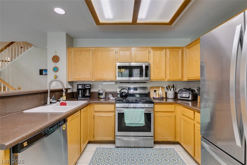 2072 Smoketree Village, Henderson, NV 89012