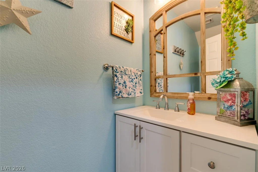 2072 Smoketree Village, Henderson, NV 89012