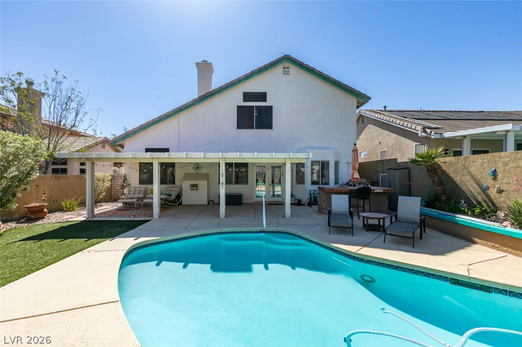 2072 Smoketree Village, Henderson, NV 89012
