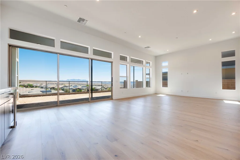 203 Sailing Sunset, Henderson, NV 89011
