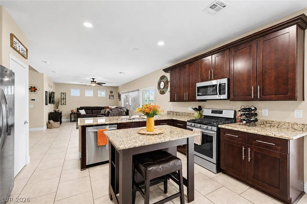 64 Mesa Rivera, Henderson, NV 89012