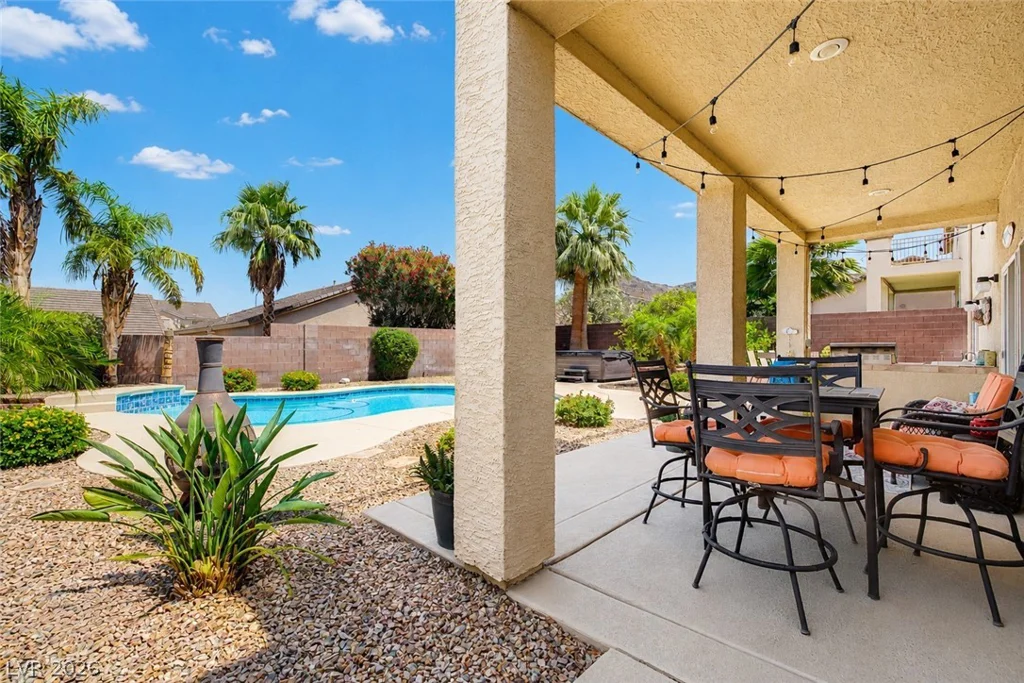 64 Mesa Rivera, Henderson, NV 89012