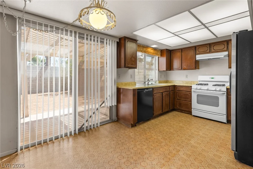 2613 Lourdes, Las Vegas, NV 89102