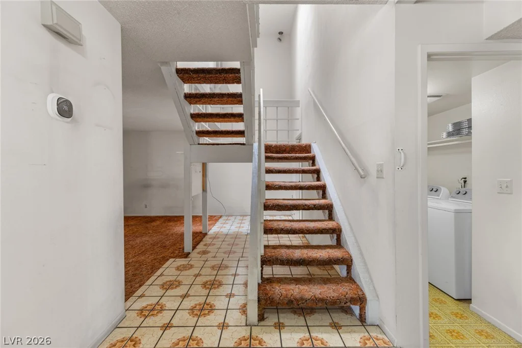 2613 Lourdes, Las Vegas, NV 89102