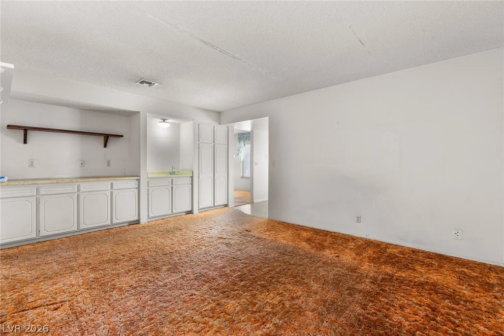 2613 Lourdes, Las Vegas, NV 89102