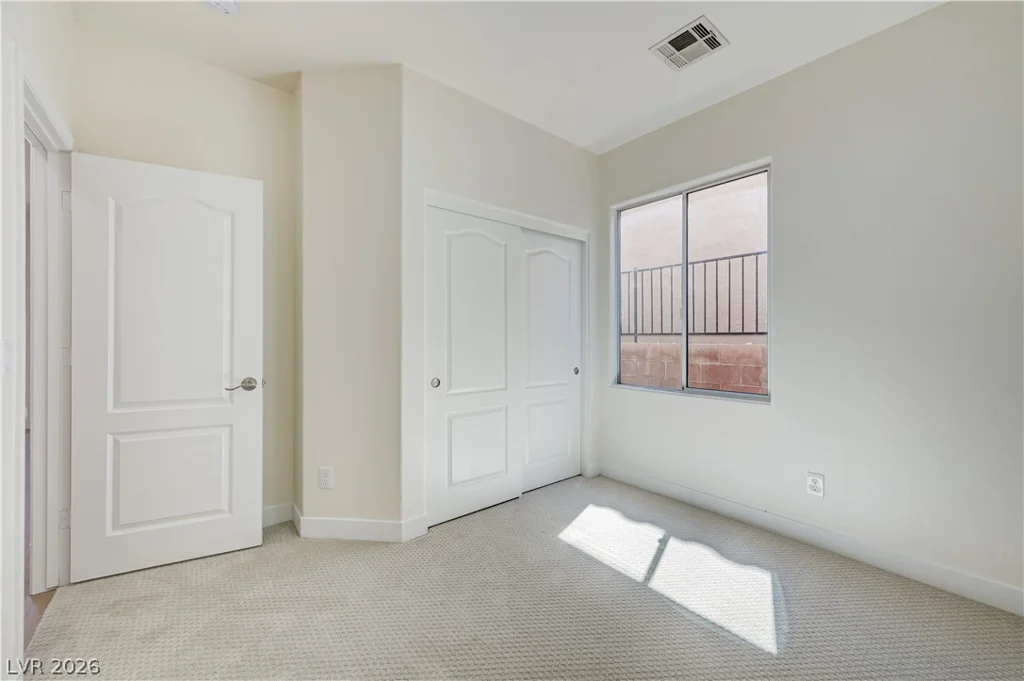 5055 Quiet Falls, Las Vegas, NV 89141