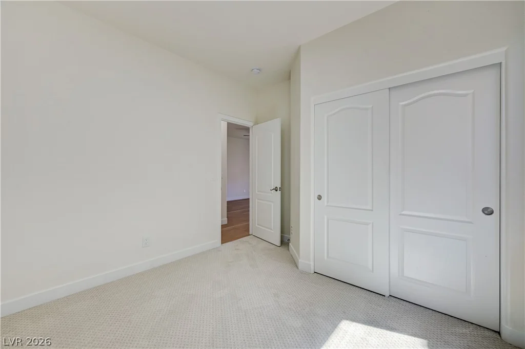 5055 Quiet Falls, Las Vegas, NV 89141