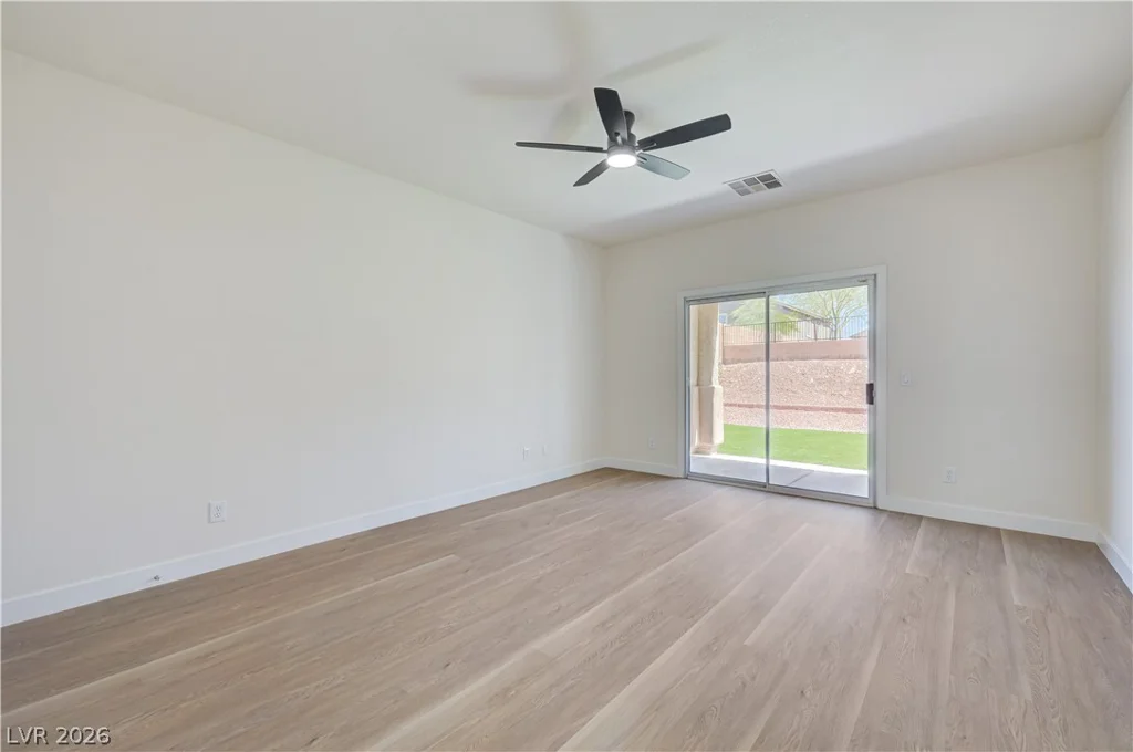 5055 Quiet Falls, Las Vegas, NV 89141