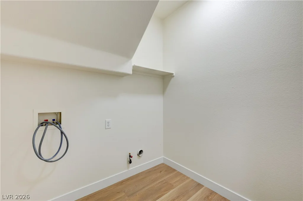 5055 Quiet Falls, Las Vegas, NV 89141