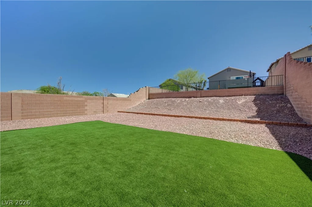 5055 Quiet Falls, Las Vegas, NV 89141
