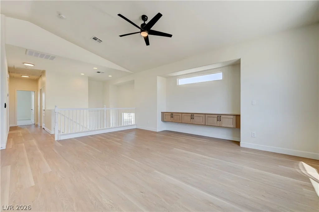 5055 Quiet Falls, Las Vegas, NV 89141