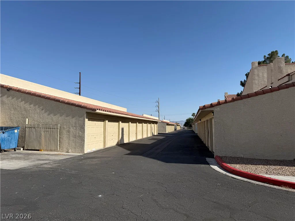 850 Sloan, Las Vegas, NV 89110