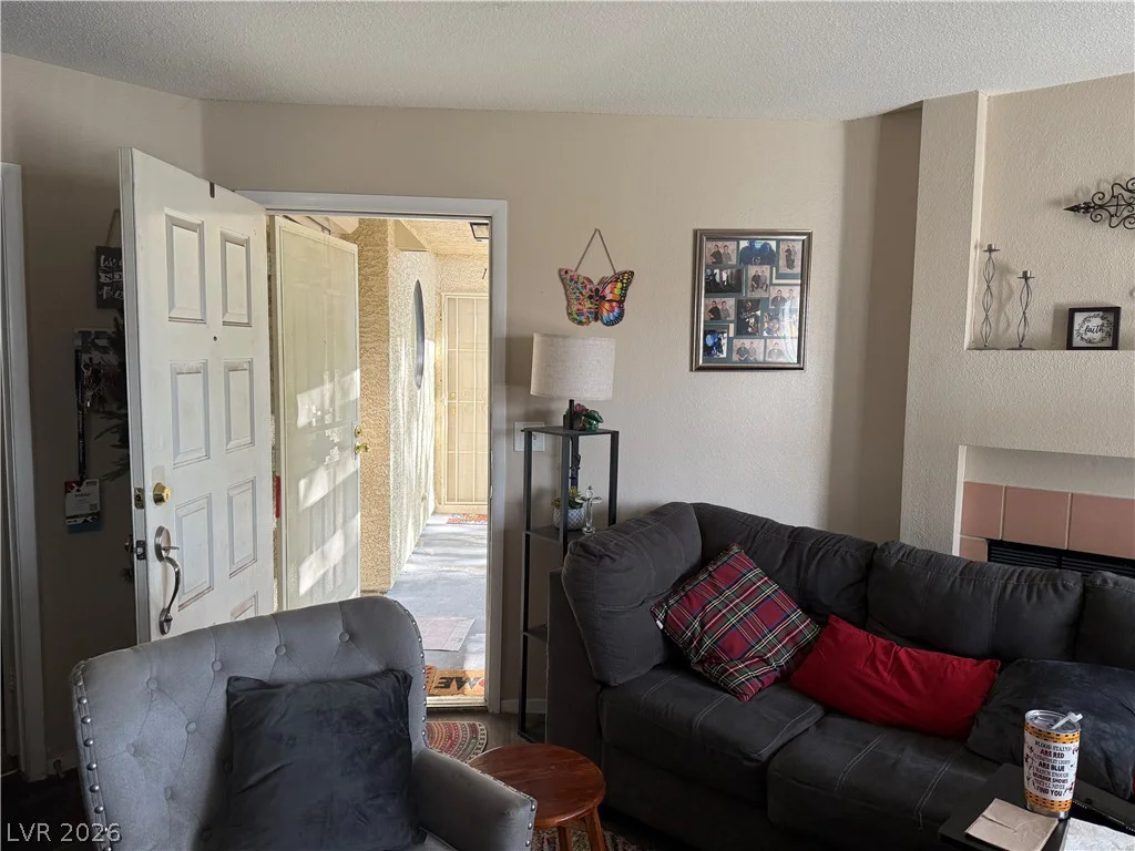 850 Sloan, Las Vegas, NV 89110