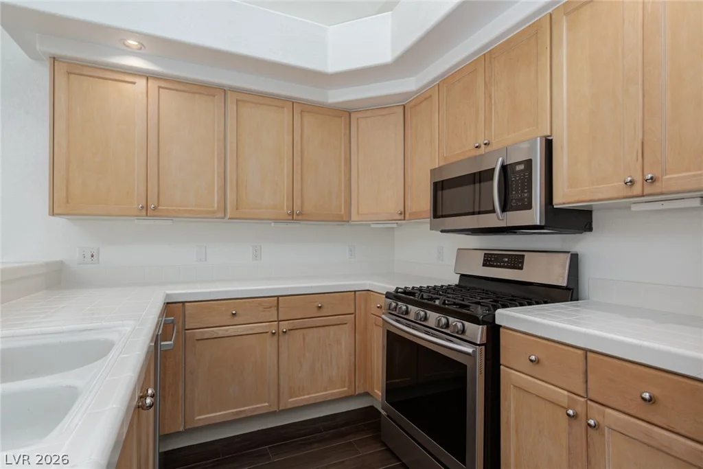 7625 Valley Green, Las Vegas, NV 89149
